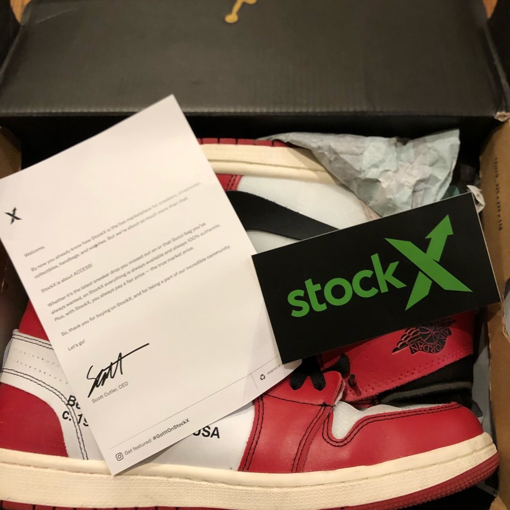 Chicago Offwhite Jordan 1s
